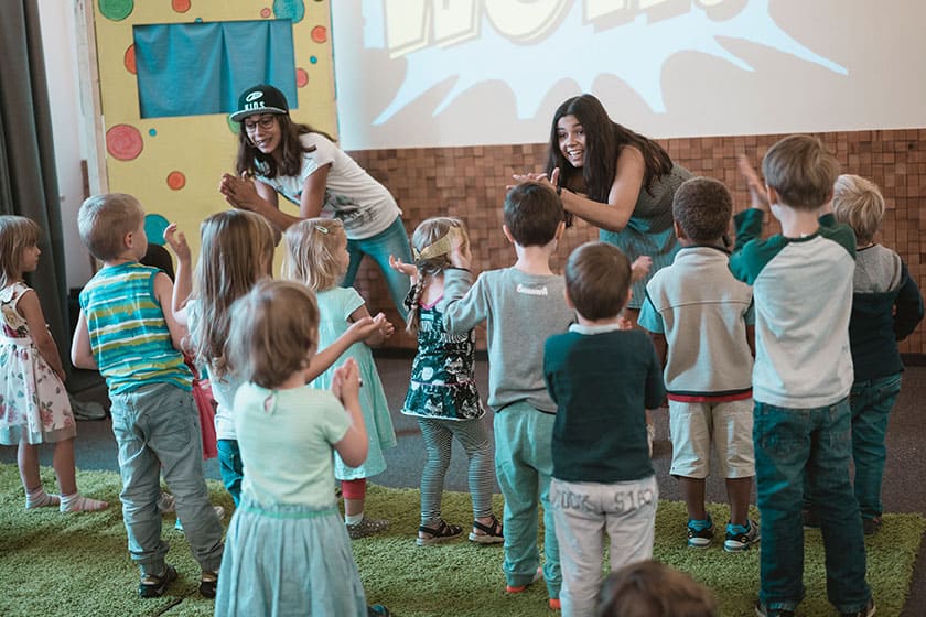 Childcare, children's program, church Munich, children's service, religious education, fellowship &amp; fun.